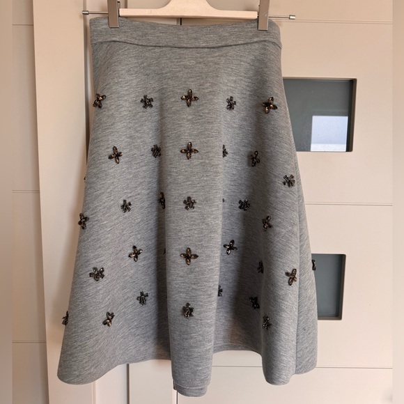 H&M voluminous gray circle skirt with embellishments 36/6 - Picture 2 of 5